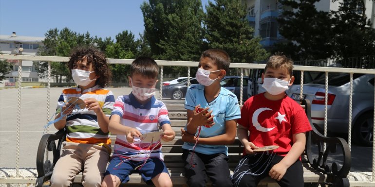 Öğrenciler salgının eksik bıraktığı eğitimlerini "Telafide Ben De Varım" kurslarıyla tamamlayacak