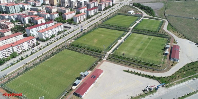 Palandöken Yüksek İrtifa Kamp Merkezi, futbol takımlarını ağırlamaya hazırlanıyor1
