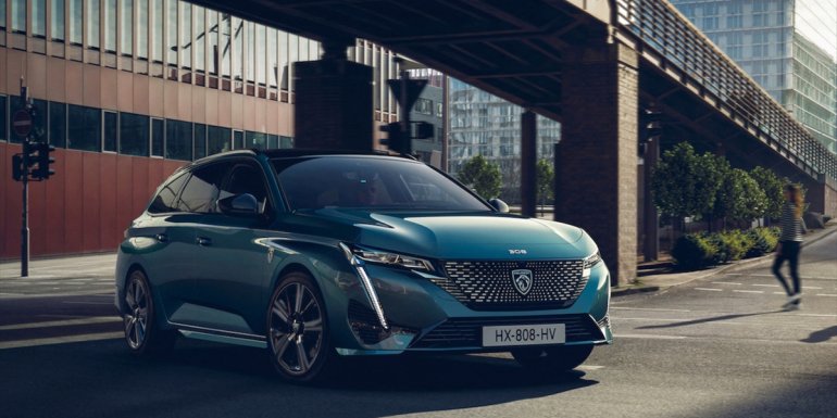 Peugeot yeni 308 SW modelini tanıttı