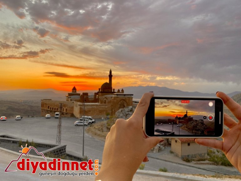 Tarihi İshak Paşa Sarayı nda eşsiz gün batımı manzarası2