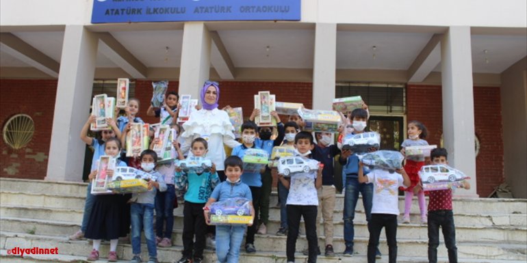 Tüm Şehit Çocukları Yardımlaşma Derneği Başkanı Kaya, Şemdinlili çocuklarla bir araya geldi