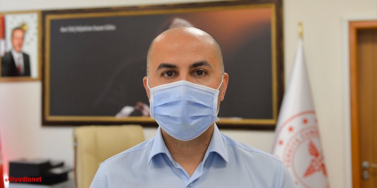 TUNCELİ - İl Sağlık Müdürü Özdemir, aşı çalışmalarının hastanede yatan hasta sayılarını azalttığını söyledi1