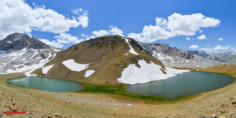 Mercan Dağları'nın "mavi boncukları" doğa ve fotoğraf tutkunlarını hayran bırakıyor