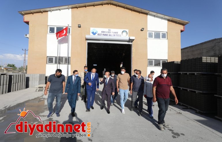 Vali Varol Parke Üretim Tesisini ziyaret etti5