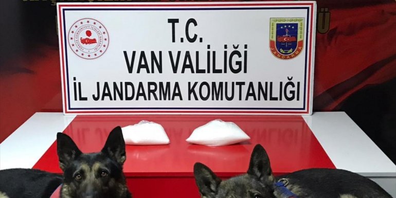 Van'da 2 kilogram sentetik uyuşturucu ele geçirildi