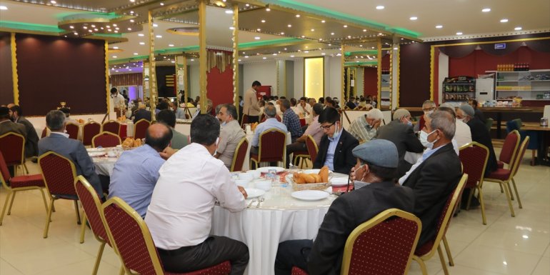 VAN - Husumetli 4 aile barıştırıldı1