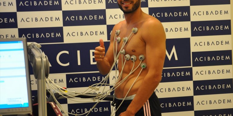 Yeni Malatyaspor'un transfer ettiği Rayane Aabid sağlık kontrolünden geçirildi