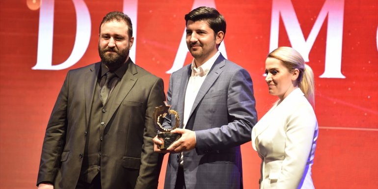 Yolcu360'a, 'Mükemmel Müşteri Memnuniyeti Başarı Ödülleri'nde elmas ödül