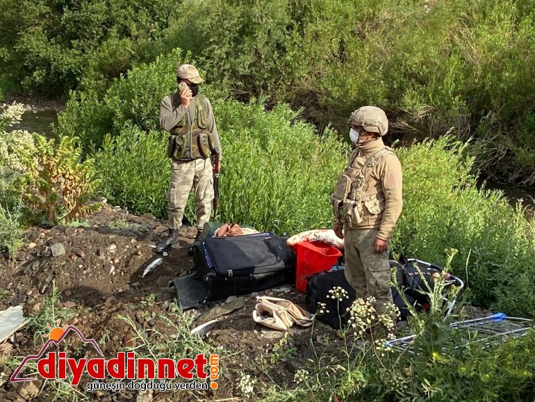 Ağrı da yolcu otobüsü devrildi yaralı5