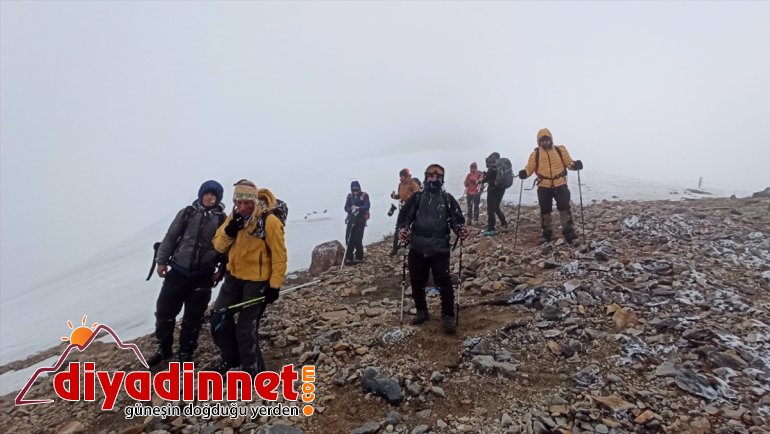 yaparken kurtardı Ağrı Dağı