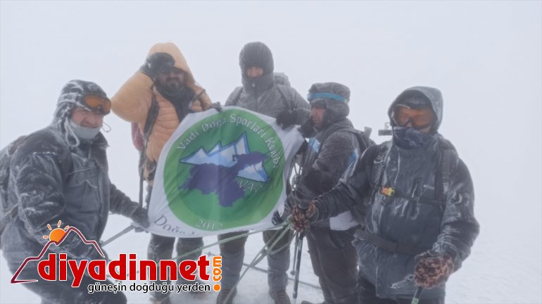 tırmanışı zirve Ağrı kurtardı Dağı