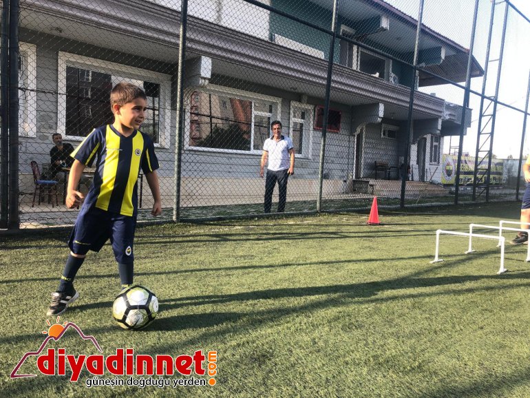 Ağrı Fenerbahçe Futbol Okulu Antrenmanlara Başladı2