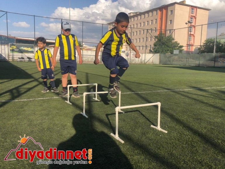 Ağrı Fenerbahçe Futbol Okulu Antrenmanlara Başladı5
