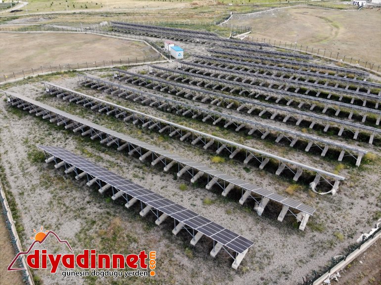 Ağrı İbrahim Çeçen Üniversitesi güneşten aldığı enerjiyle aydınlanıyor5