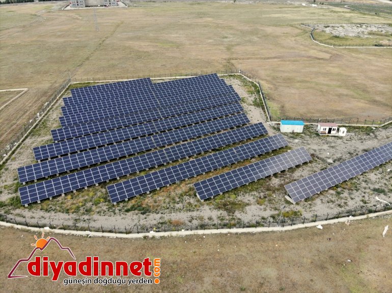 Ağrı İbrahim Çeçen Üniversitesi güneşten aldığı enerjiyle aydınlanıyor7