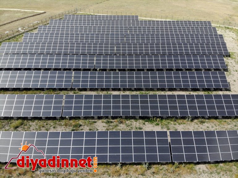 Ağrı İbrahim Çeçen Üniversitesi güneşten aldığı enerjiyle aydınlanıyor8