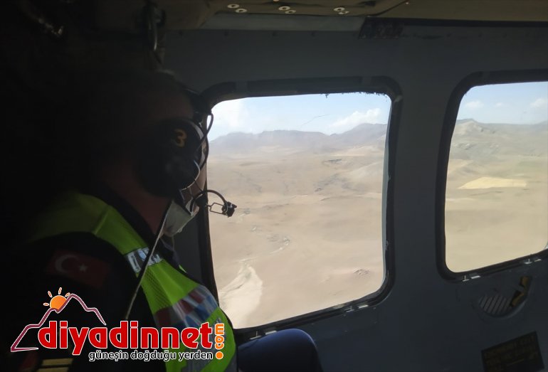 denetlendi Ağrı-İran kara yolundaki trafik helikopterle 4
