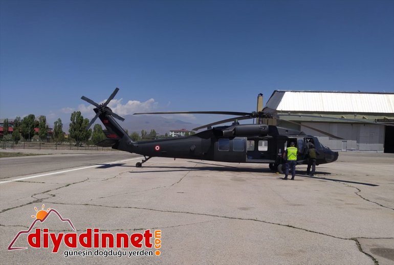 kara trafik yolundaki Ağrı-İran denetlendi helikopterle 7