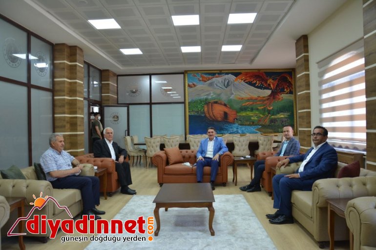 AK Parti Ağrı Milletvekili Çelebi yeni öğretmenevini ziyaret etti3