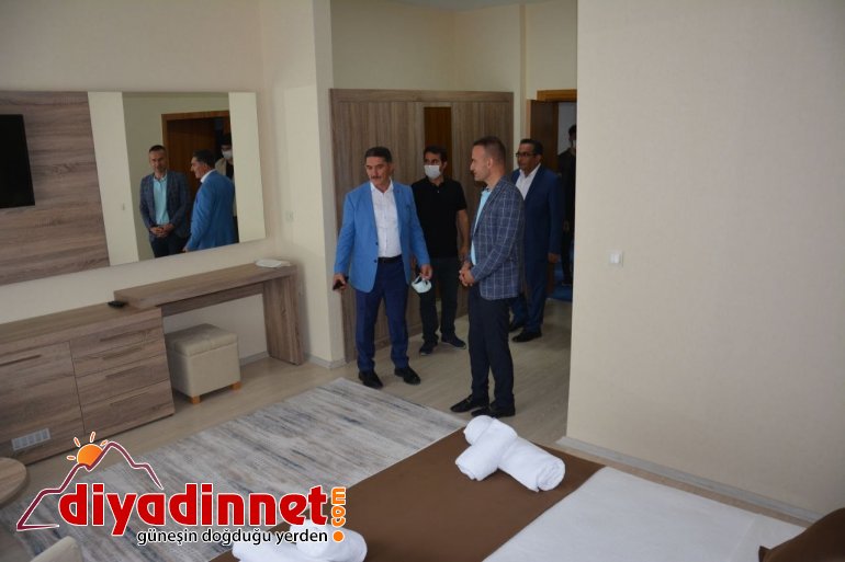 AK Parti Ağrı Milletvekili Çelebi yeni öğretmenevini ziyaret etti6