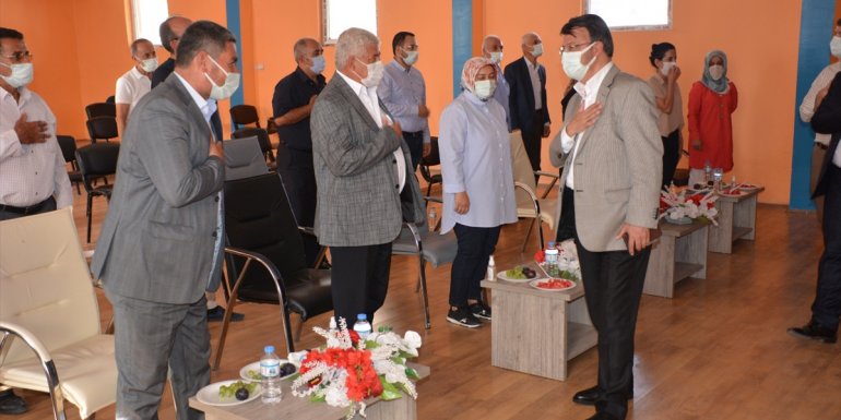 AK Parti Van İl Başkanı Türkmenoğlu, ilçe teşkilatlarını ziyaret etti