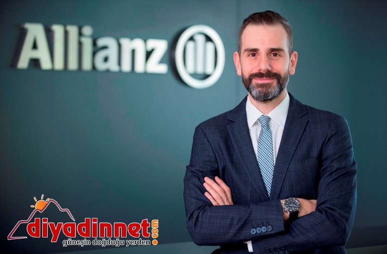 Bayram eşlik Müzik edecek yolculuklarına Allianz Motto 1