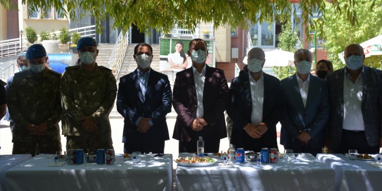 Tatvan'da bayramlaşma programı düzenlendi