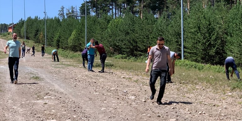 Cıbıltepe Kayak Merkezi'ndeki pistler taşlardan temizlendi