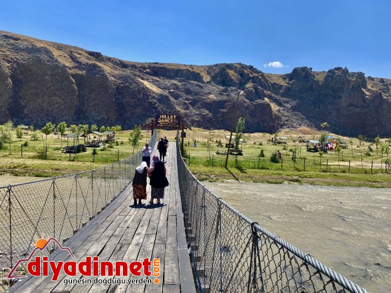 Dik yamaçlarıyla doğunun Ihlara Vadisi: Murat Kanyonu2