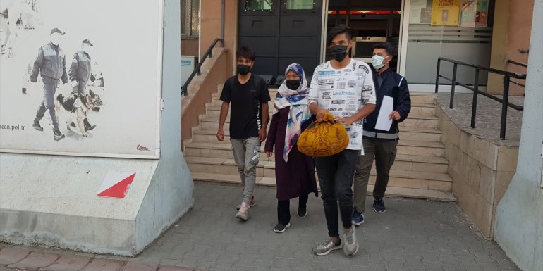 Erzincan'da yurda yasa dışı yollarla giren 4 Afganistanlı ile 1 organizatör yakalandı