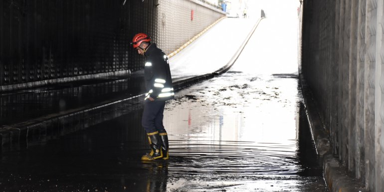 Erzurum'da sağanak etkili oldu