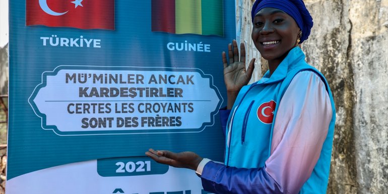  Gineli kadın basketbolcu Batouly Camara yardımları için Türkiye