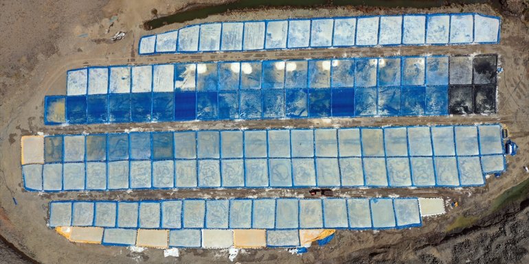 IĞDIR - Dağdan gelen su buharlaştırılıp sofralık tuza dönüştürülüyor1