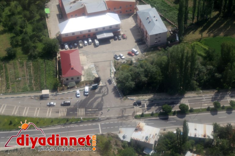 Jandarma denetledi trafiğini bayram helikopterle Erzurum-Artvin yolundaki kara 19