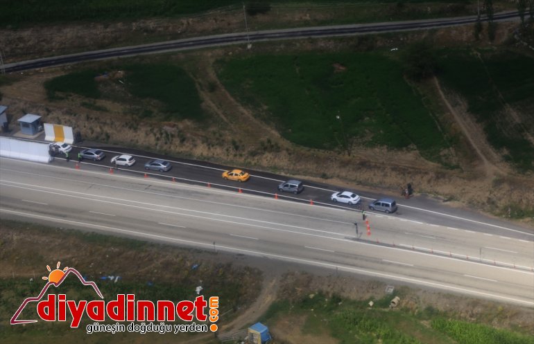 helikopterle yolundaki kara Erzurum-Artvin denetledi trafiğini Jandarma bayram 9