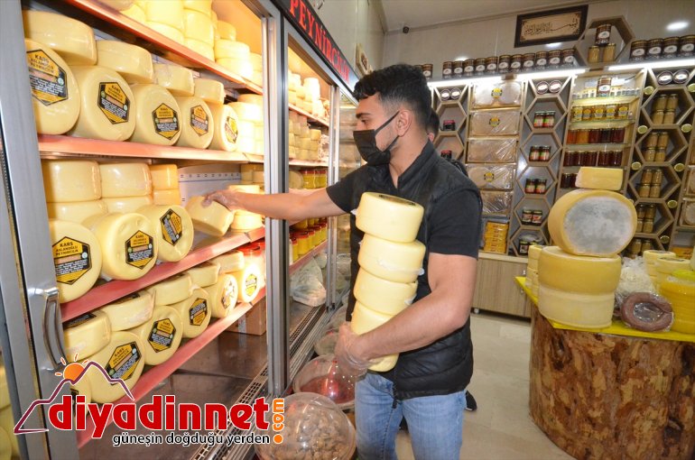 simgesi Ekspresi Masalsı Doğu yolculuğun yeniden esnafını mutlu seferlerinin KARS etti başlaması - 2