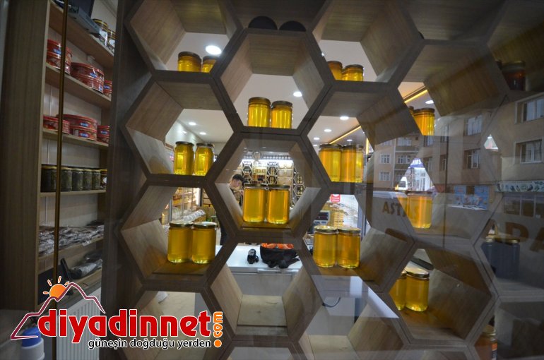 mutlu başlaması KARS yolculuğun - etti Doğu Masalsı simgesi yeniden seferlerinin esnafını Ekspresi 8