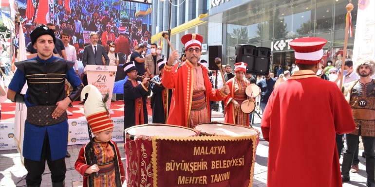 MALATYA - 24. Malatya Kültür Sanat Etkinlikleri ve Kayısı Festivali başladı1