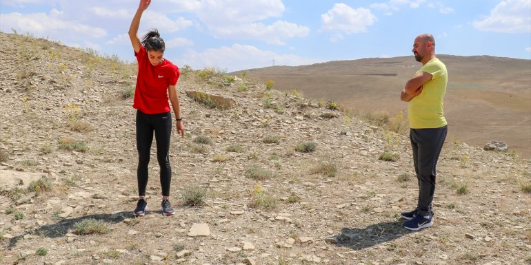 Milli atlet Nevin İnce, 20 Yaş Altı Avrupa Şampiyonası'ndan altın madalyayla dönmeyi hedefliyor