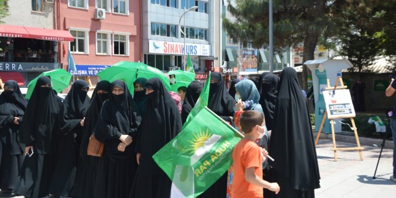 Mısır'daki idam kararları Elazığ'da protesto edildi
