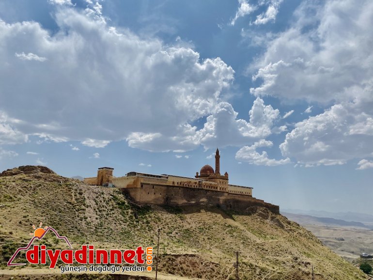 Osmanlı mimarisinin eşsiz örneği: İshak Paşa Sarayı4