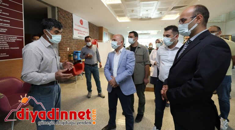 Vali Varol Covid aşı noktasını ziyaret etti3