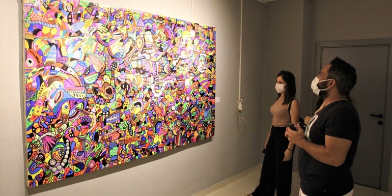 Vanlı ressam memleketinde resim sergi açtı