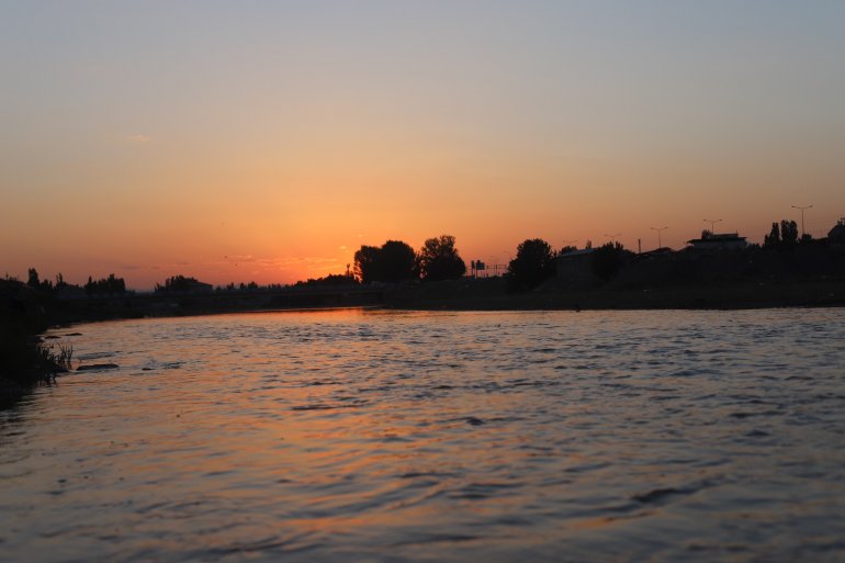 Ağrı kızıla boyanan gökyüzü büyüledi2