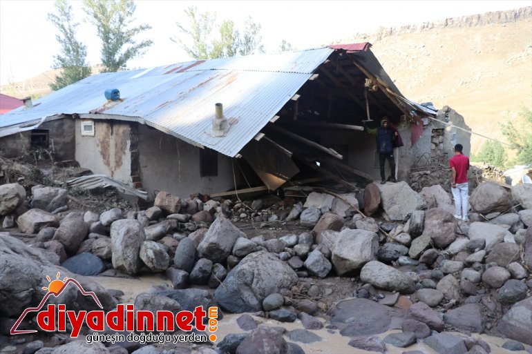 ilçesine Gözucu selde köyünde AĞRI ev yaşanan - gördü ve bağlı ahırlar Taşlıçay zarar 1