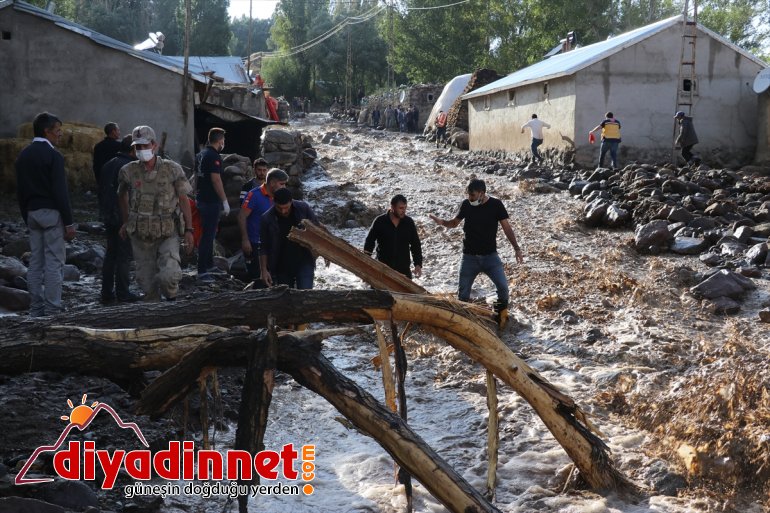 bağlı - ve ahırlar Gözucu AĞRI gördü yaşanan Taşlıçay ilçesine ev köyünde zarar selde 15