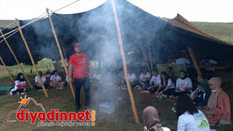 Ağrılı Balık katıldı kampına izci öğrenciler Gölü