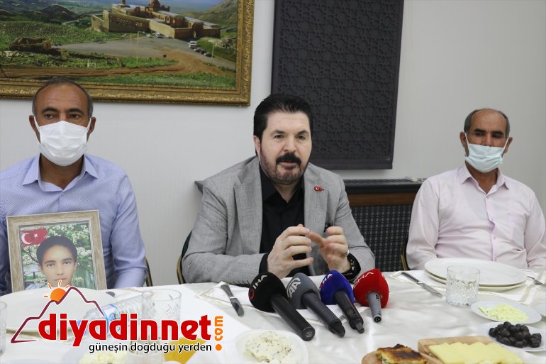 Beyaz Yürüyüşe Belediyesine ziyareti Ağrı hazırlanan Diyarbakır annelerinden teşekkür 2