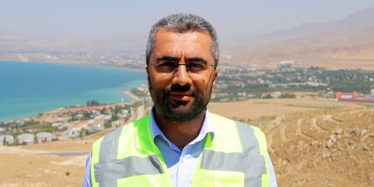 Edremit'te millet bahçesinin yapımına başlandı