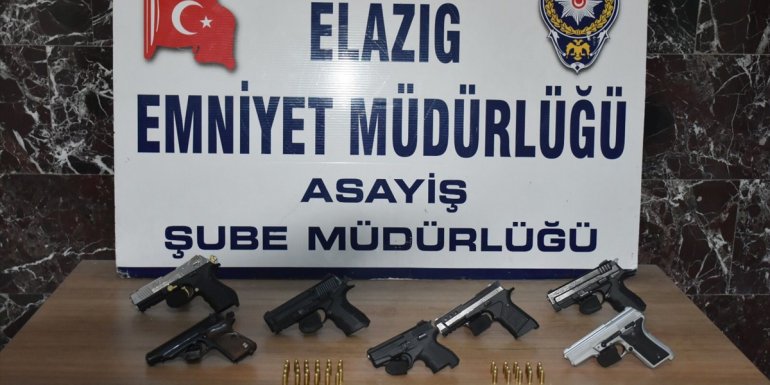 Elazığ'da asayiş uygulamalarında yakalanan 27 kişi tutuklandı